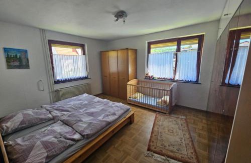 Meinhard Apartment | Oceanfront Retreat at Fischers Ferienwohnung - Pet Friendly!