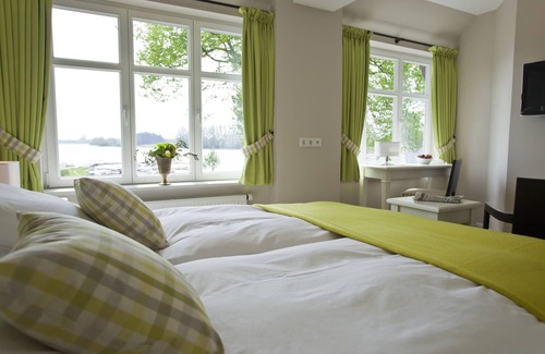 Passade Hotel | Delightful Fischerwiege am Passader See: Family-Friendly Stay