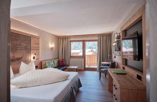 Achenkirch Hotel | Pet-Friendly Retreat at Fischerwirt am See - Rated 8.9/10