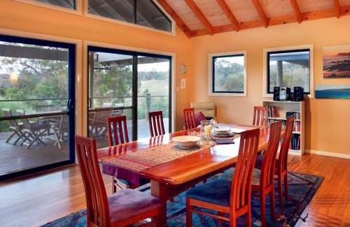 Yallingup House | Discover Family-Friendly Comfort at Fish Frog Hotel