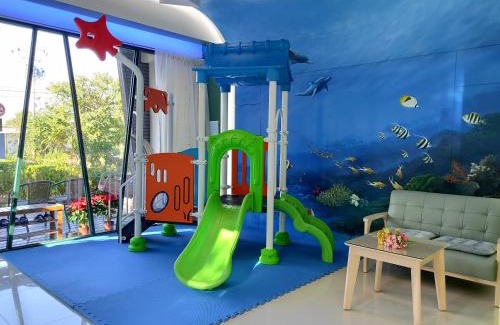 Dongshan House | Fish House: Perfect Retreat with Pool & DIY Eco Activities