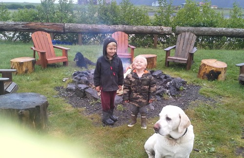 Kodiak House | Discover Fish Kodiak Adventures Riverside Inn for Private Getaways!