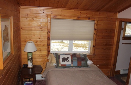 Kodiak House | Discover Fish Kodiak Adventures Riverside Inn for Private Getaways!