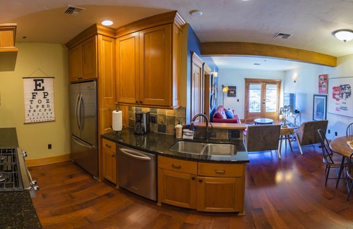 Astoria Condo | Fisher Bros Flats 201: Guest Rated 9.8, Family-Friendly Stay