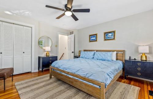 Historic District House | Discover Fisher House - Downtown Annapolis, Pet Friendly Retreat