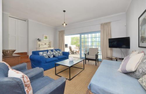 Waenhuiskrans House | Family-Friendly Retreat at Fisher's Rest in Arniston