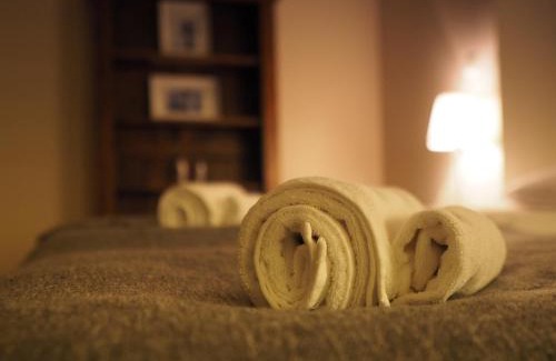 Sudureyri Hotel | Cozy Fisherman Guesthouse in Sudureyri for Families