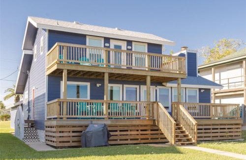 Palm Harbor House | Kid-Friendly Fisherman Luv: 4-Star Stay with High Ratings