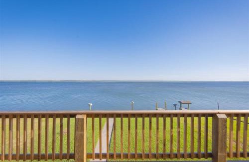 Palm Harbor House | Kid-Friendly Fisherman Luv: 4-Star Stay with High Ratings