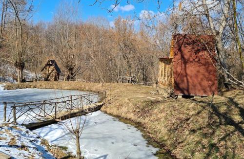 Valea Mare-Pravat Other | Discover Fisherman's Cabin: Pet-Friendly Getaway Awaits