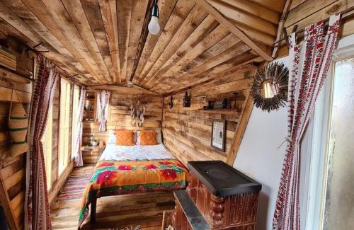 Valea Mare-Pravat Other | Discover Fisherman's Cabin: Pet-Friendly Getaway Awaits