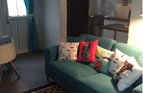Etaples House | Cozy Fisherman's Cottage with Ocean Views in Etaples