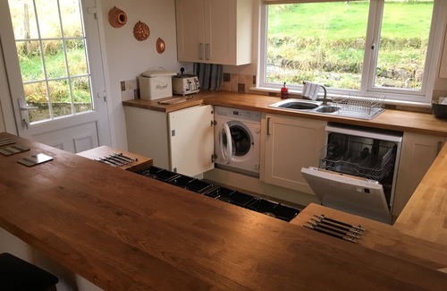 Tain Cottage | Seaside Fisherman's Cottage: Guest Rated 10/10 in Highlands