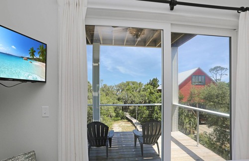 Indian Pass House | Discover Fisherman's Cove with Ocean Views and Family Fun