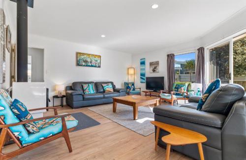 Bowentown House | Family-Friendly Getaway at Fisherman's Friend Holiday Home
