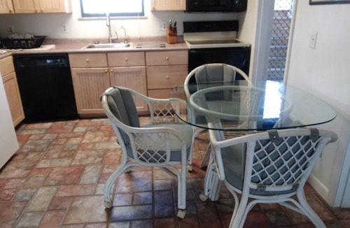 Everglades City Condo | Experience Fisherman's Paradise: Ocean Views & Family Fun
