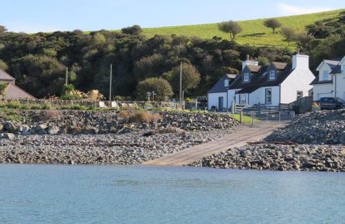 Newton Stewart House | Cozy Fisherman's Cottage: Relax in a 4-Star Retreat