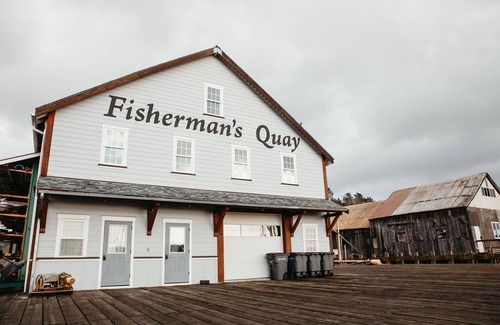Sitka House | Top-Rated Fishermans Quay South Bunkhouse for Families