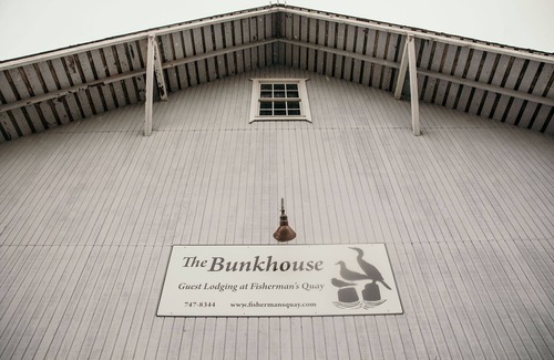 Sitka House | Top-Rated Fishermans Quay South Bunkhouse for Families