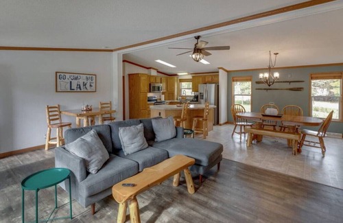 Garrison Apartment | Top-Rated Fishing Retreat with Dock and Pet-Friendly Yard