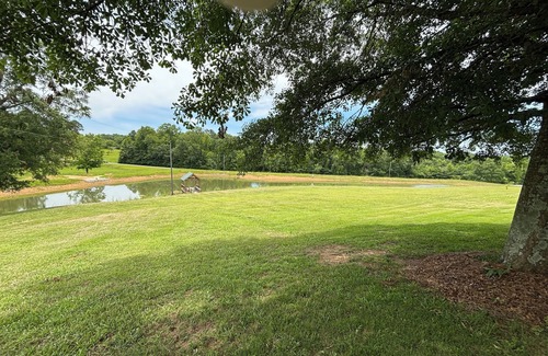 Ragland House | Reconnect with Nature at This Scenic 113 Acre Retreat