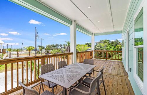 Palm Harbor House | Discover Fishtastic SP103: Family-Friendly 4-Star Retreat