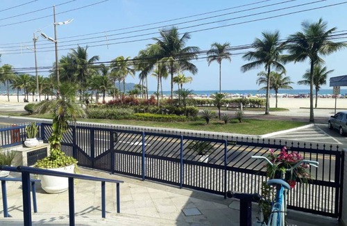 Guilhermina Apartment | FIT 2 DORMS: Excellent Location with Ocean View & Wi-Fi