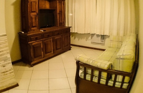 Centro Apartment | Beachfront Retreat: 50m to Forte Beach with Ocean Views