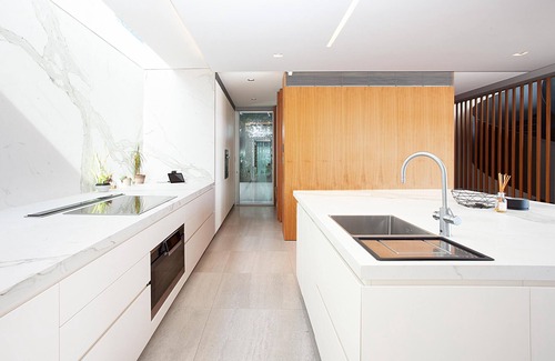 Vaucluse House | Fit For a Queen Luxury Villa (ISYD) - An Architectural Masterpiece with Mesmerising Harbour Views