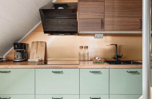Sentrum Apartment | Ideal Retreat for Families: 8 Bedrooms & Top Guest Ratings!
