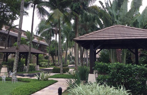 Enseada Apartment | Beachfront Condominium with Pool and Ocean Views - 9.8 Rating