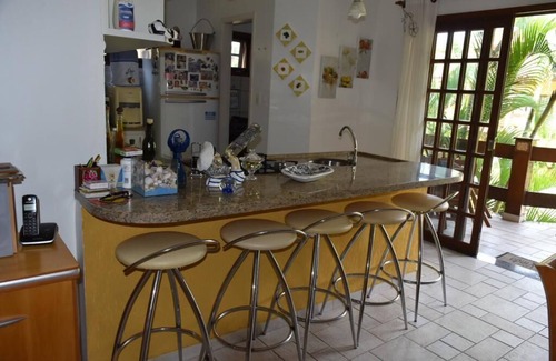 Maresias Apartment | Beachside Retreat: Fit Maresias with Ocean Views & Pool