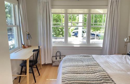 Healdsburg House | Discover Fitch St Escape: Pet & Child Friendly Retreat