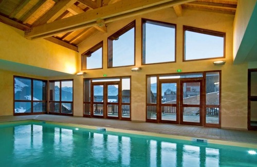 Hauteluce Apartment | Fitness, swimming pool, terrace, balcony, tv, 20m², Les Saisies