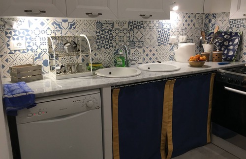 Gaeta Apartment | Renovated Apartment with Kitchen in Scenic Gaeta Medievale