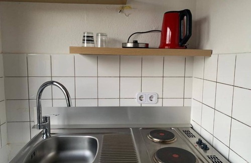 Gladbach Apartment | Comfortable Fitters' Apartment in Mönchengladbach