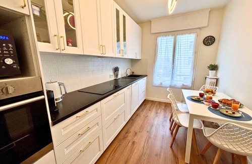 Limoges Apartment | FITZ JAMES 2 Bedroom 2 Bath City Center