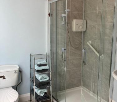Abbeyfeale Bed & Breakfast | Top-Rated Fitzgerald's Farmhouse with Family-Friendly Amenities