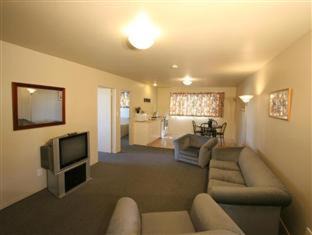 Hokitika Hotel | Discover Fitzherbert Court Motel: Family-Friendly Retreat