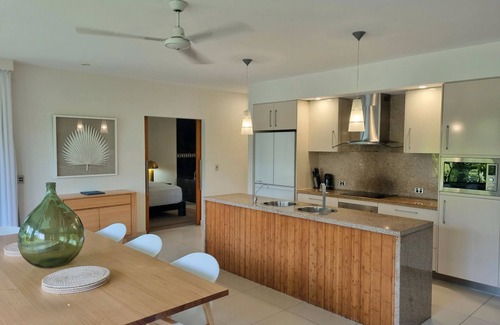 Fitzroy Island Resort | Fitzroy Island Resort: Family-Friendly Retreat with Pool