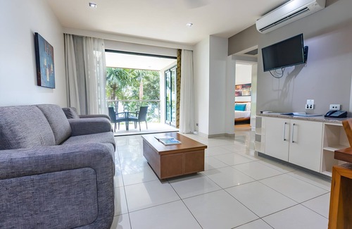 Fitzroy Island Resort | Fitzroy Island Resort: Family-Friendly Retreat with Pool