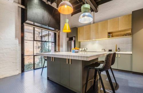 Fitzroy Apartment | Experience Fitzroy Thrills in MacRobertson's Unique Stay