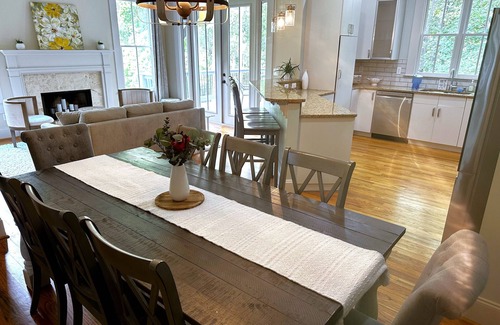Buford House | Ideal 5-Bedroom Lake Home Near Water Park & Beach