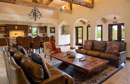 Paso Robles House | Elegant Five En-Suite Home Minutes from Downtown Paso Robles