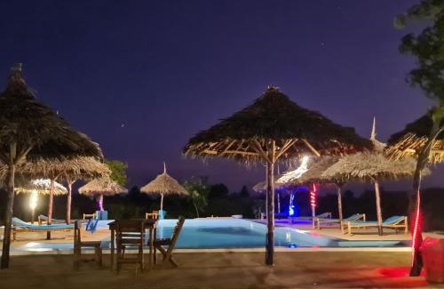 Mnemba Apartment | Oceanfront Five Seasons Zanzibar Hotel with Pool & Dining
