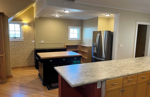 Powers Lake House | Premier Five-Star Resort on Powers Lake with Pool & Views