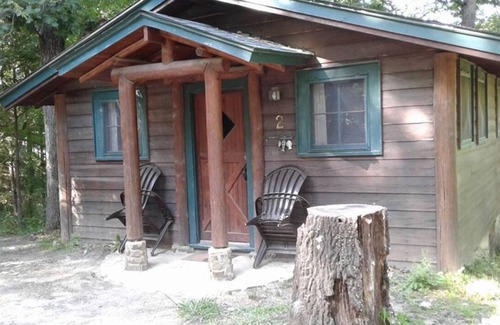 Hot Springs Cabin | Inviting FIVE POINTS~LAKE HAMILTON: Cozy Cabin with Lake Views