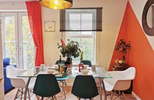 Sheffield Apartment | Fivehill Apartment - Cozy En-suite Retreat for Families