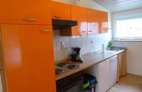 Schonau Apartment | Family-Friendly Apartment with Pool and Ocean View