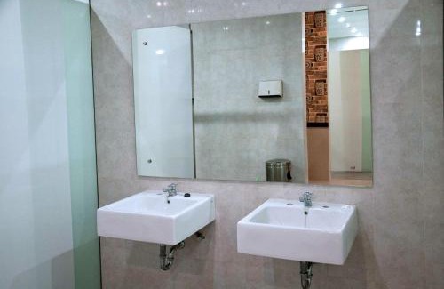 Purwokerto Hotel | FixOn Capsule Hotel